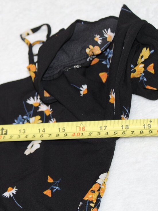 Divided H&M Blouse Womens Size 8 Black Floral Cold Shoulder Long Sleeve  (26-2) - Picture 7 of 8